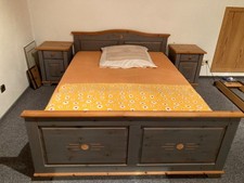 Schlafzimmer komplett – Bett