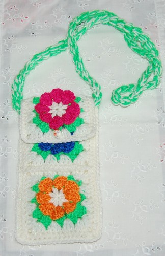 Gehäkelte tasche granny - gehäkelte,