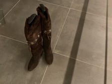 Gucci Wildlederstiefel