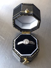 HERVORRAGENDER WEISSER DIAMANT