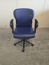 Interstuhl Bürodrehstuhl Ergonomisch Leder blau schwarz Armlehnen