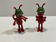 Biene Maja 2 x Figur Niederlande ca. 5,5 cm: Ameise Oberst Emsig