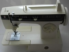 Nähmaschine SINGER 1862 Pressomatic in Weiß als Defekt an Bastler 