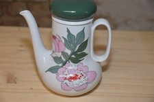 Kaffeekanne von Thomas, Farbe : weiß, H=19cm, mit grünem Deckel und Pfingstrose