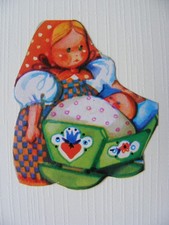 Glanzbild Oblate Poesiealbum Sammlung Kinder alt Wiege Baby Mutter Tracht DDR ?