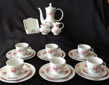 Seltmann Weiden Annabell Relief Rosa Rosen Kaffeeservice für 6 (oder12) Personen