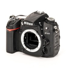 Nikon D7000 ca. 3.000 Ausl. Kamera