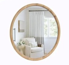 Runder Spiegel mit Holzrahmen