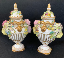 Wallendorf, Deckelvasen mit