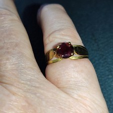 Zierlicher Granatring 8 Karat Gr. 16