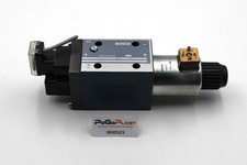 Bosch 0 810 001 904 Wegeventil