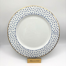 TIFFANY & Co. Dancing T