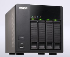 QNAP TS-420 1.6GHz 512MB DDR3 Sata NAS Server