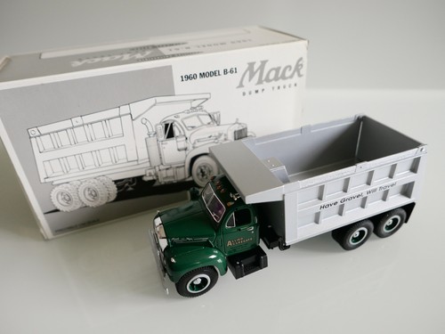 First gear mack 61 - mack, dump