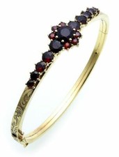 Bangle with Garnet Real Gold