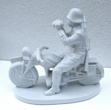 Porzellan Figur Militaria 2. wk Landser Soldat Krad Melder Kradmelder A98