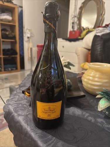 Veuve cliquot grande - veuve, dame