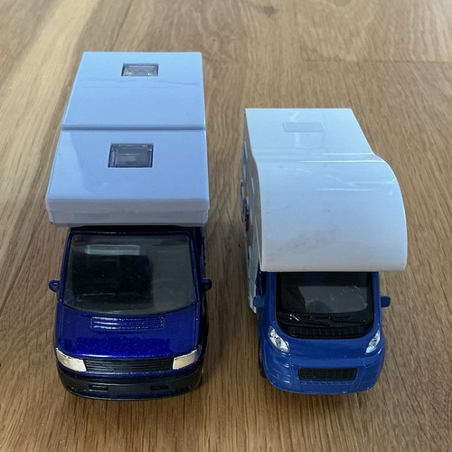 Spielzeug wohnmobil - 2x,