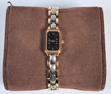 Zierliche Damenarmbanduhr