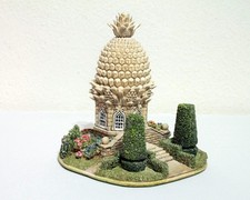 The Pineapple House  (