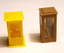 ??? H0  2 Stück Telefonzelle für Bastler  (809)