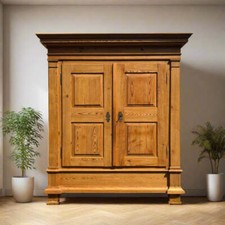 Antiker Dielenschrank | Barock 18. Jahrhundert | Weichholz
