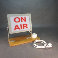 Antike ON AIR Tischlampe