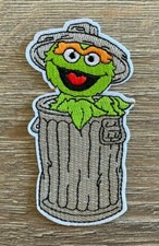 Oscar Patch Aufnäher Bügelbild Mülltonne Monster Griesgram Sesamstraße