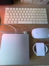 Apple Magic Keyboard (2. Gen.)  Deutsch + Magic Mouse 2 + Brenner Superdrive USB