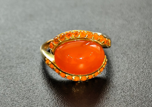 Ring mit feueropal - mit, oder