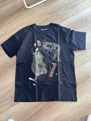Uniqlo tiger drache shirt - uniqlo,
