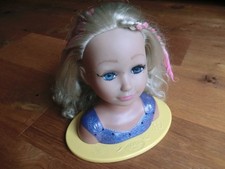 Frisier- und Schminkkopf/ Puppenkopf, Kinderspielzeug, Haare flechten