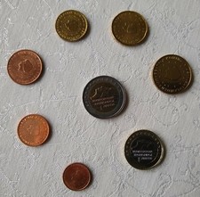 NIEDERLANDE    EURO -  Kursmünzensatz   1999   1 Cent bis 2 Euro ,STEMPELGLANZ