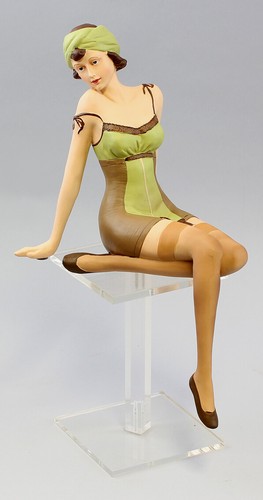 9937302 resin figur skulptur - 9937302-d,