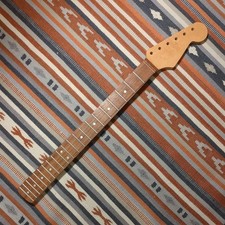 Stratocaster Hals, unlackiert, ungespielt