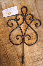 Verschnörkelter Wandhaken