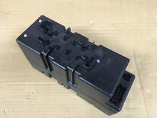 MITTELVERRIEGELUNGSPUMPE