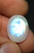 10,70 Karat Mondstein