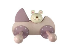 Bär im Fahrzeug Rosa Kleiderhaken Kinder Garderobe Holz 2 Haken Kinderwagen