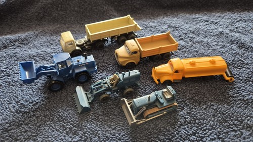 Baufahrzeuge,Raupe,Bagger,Kipp
