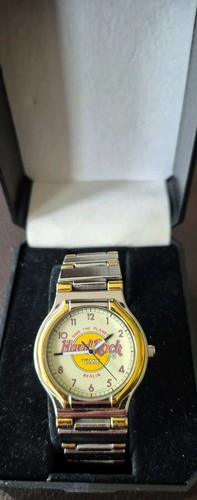 Hard rock cafe - 🕰️,