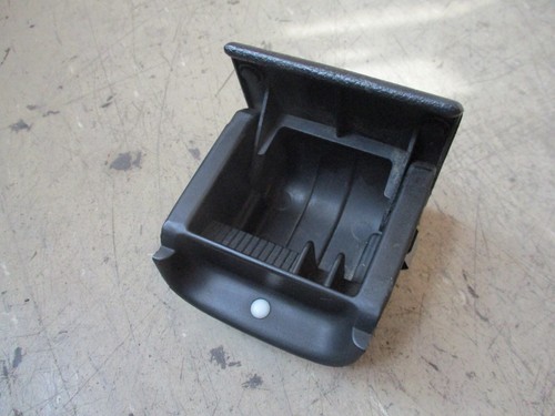 Aschenbecher hinten golf - vw, 3