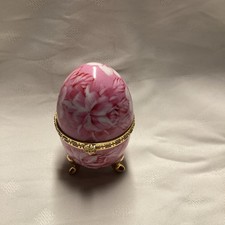 Loyat Pougat fec. Schmuckei