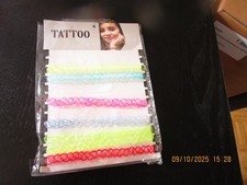 verschiedene Tattoo-Ketten