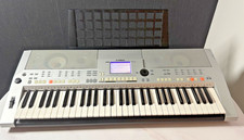 Yamaha Keyboard PSR S500 mit