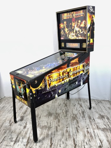 Flipper pirates the - flipper,