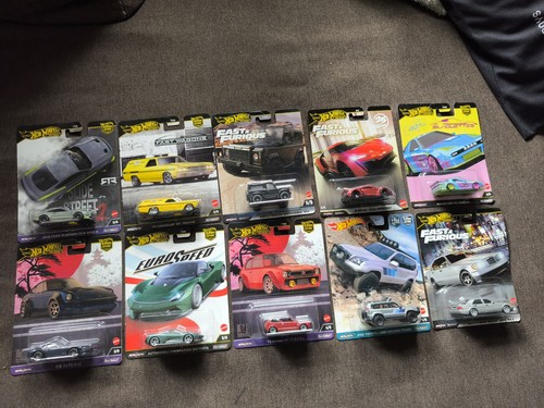 Hot wheels premium - 10,