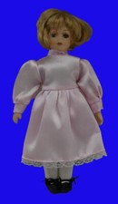 Vintage Puppe aus den