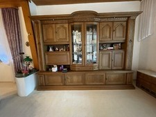 Wohnzimmerschrank (ohne Deko), mit Barfach, und Glasvitrine