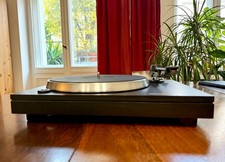 Rotel Plattenspieler RP-850, mit Tonabnehmer VM Red von Ortofon